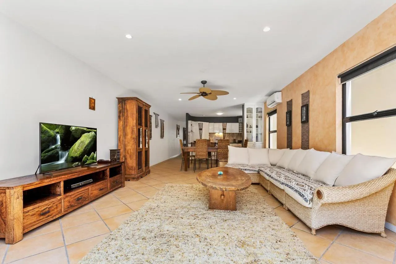 Villa Baci Nobby Beach Gold Coast 0*,