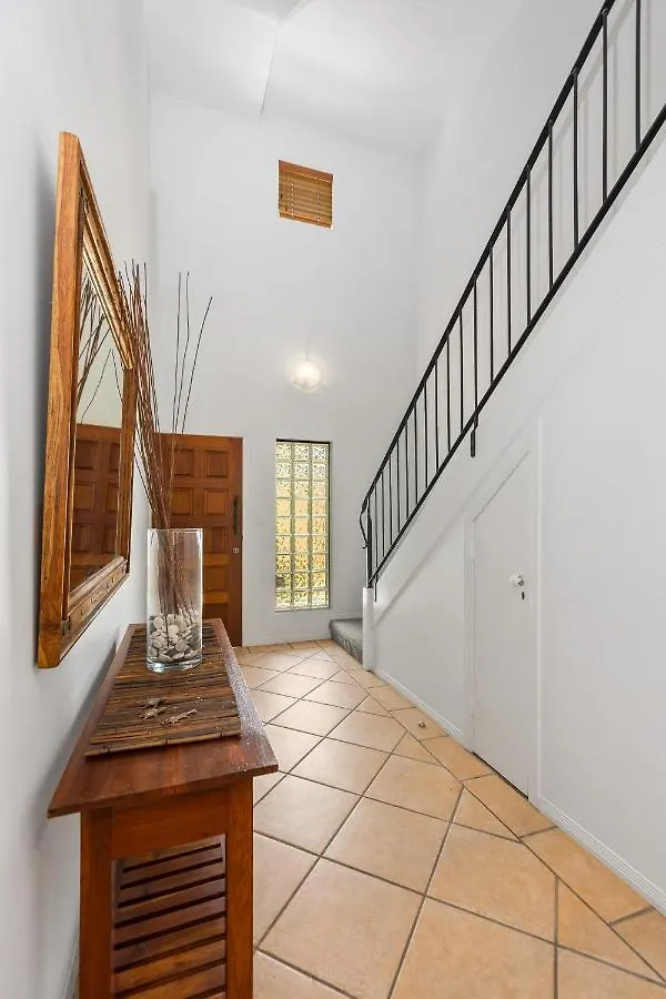 Villa Baci Nobby Beach Gold Coast